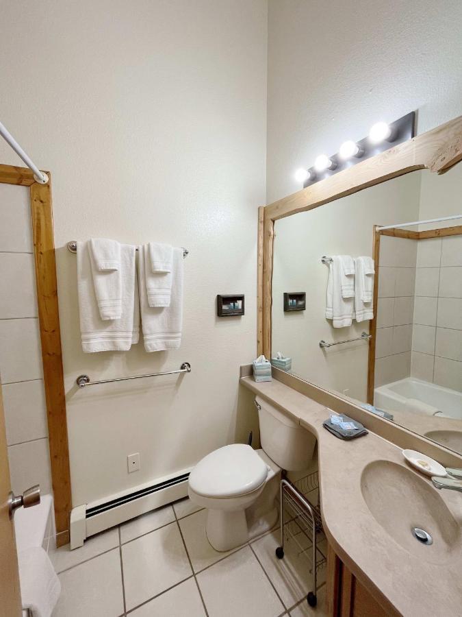 Cabin A Suite Bed And Breakfast Woodland Park Ngoại thất bức ảnh